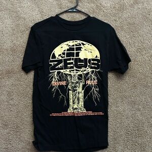 Zeus Black Graphic T-Shirt